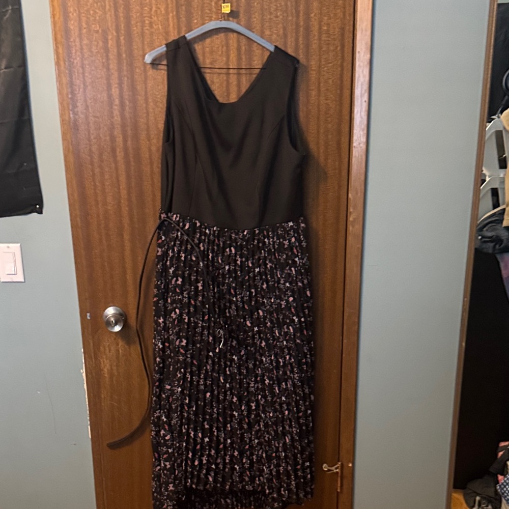 Cleo Black and Pink Floral Midi Dress